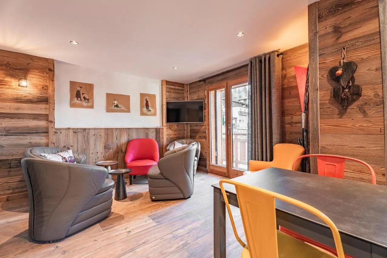 Chalet Charming B And B Les Gets Couette-café