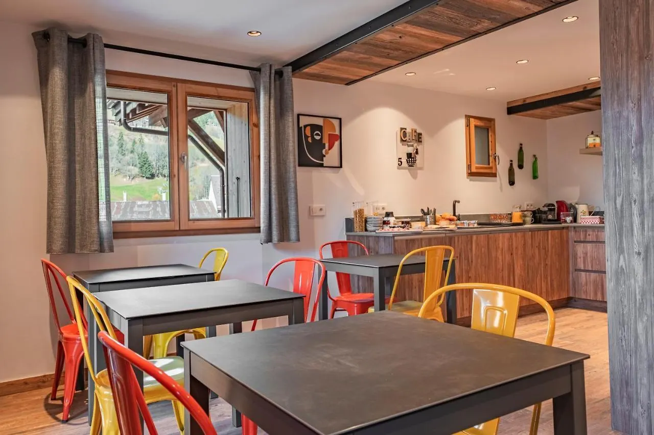 Chalet Charming B And B Les Gets 0*,  France