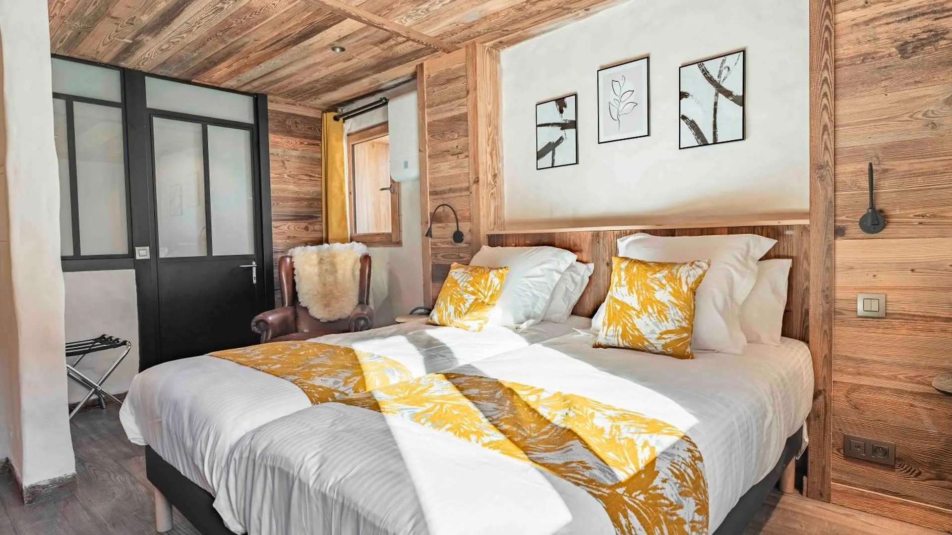 Chalet Charming B And B Les Gets 0*,  France